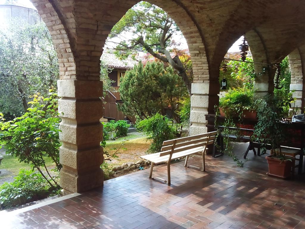Appartamento Balkissa San Felice del Benaco Dış mekan fotoğraf